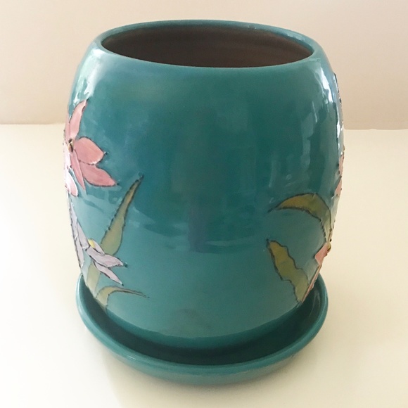 HANDMADE CERAMIC PLANT POT - Picture 2 of 8